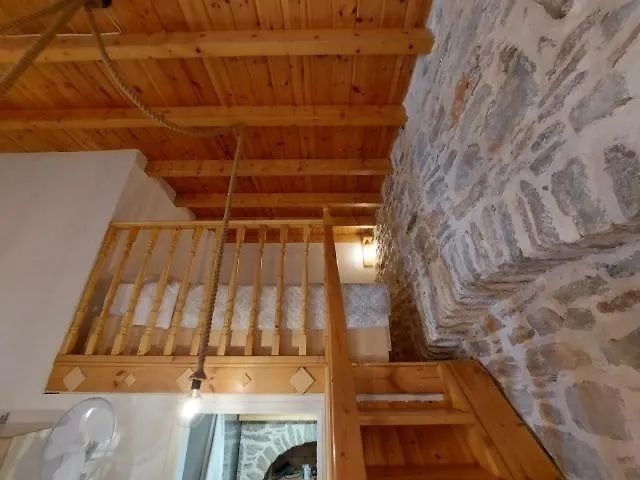 ήλιος πατσακης Appartamento Sými